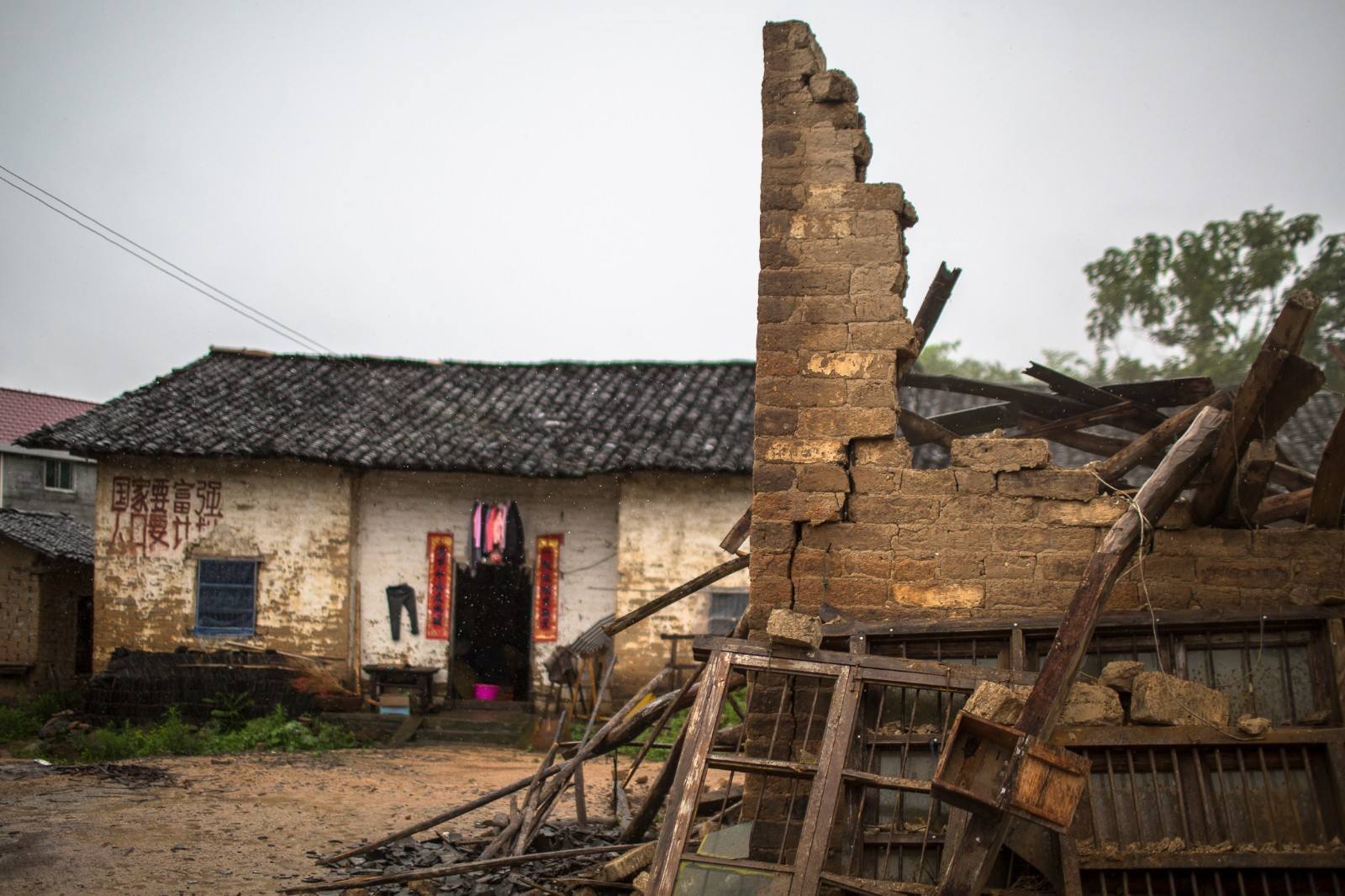 酒桌!“父子不同桌,叔侄不对饮”究竟是什么意思,越早知道越好!