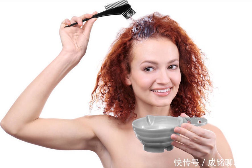 染头发“自己染”和“理发店染”一样吗?多长时间染一次合适?