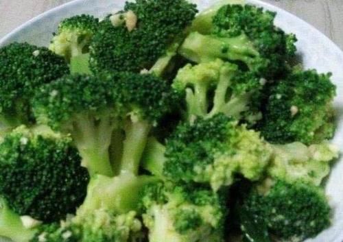 女人30岁后，坚持吃的食物，预防衰老，促进排便，脸色更红润