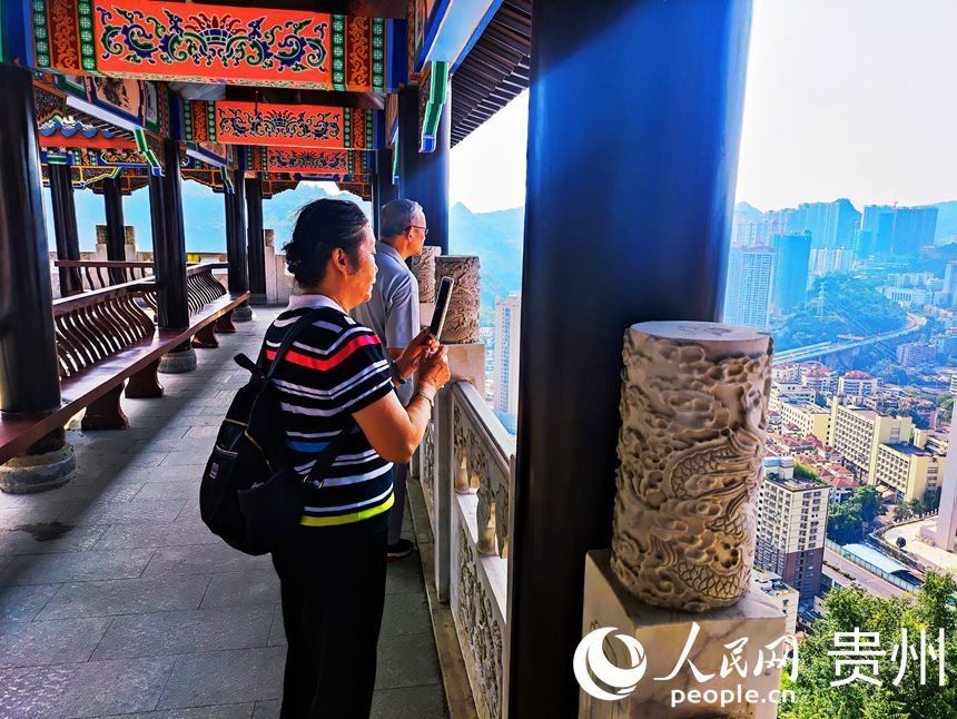 贵阳|贵阳东山公园：登山望远赏美景