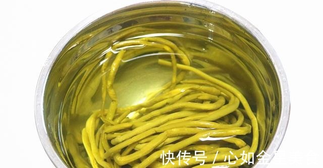 酸豆角|我最喜欢的下饭菜，炒一次吃两天，做法简单，一年四季吃不腻！