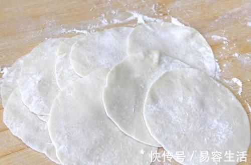 馅料|白菜焯水再包馅大错特错，加盐也不对，这种做法最正确，香嫩紧实
