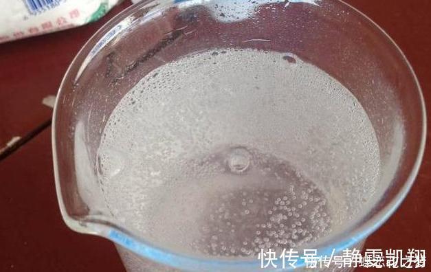 花期到了不开花用上1种“白粉末”，早晚浇一点，花多到压弯枝