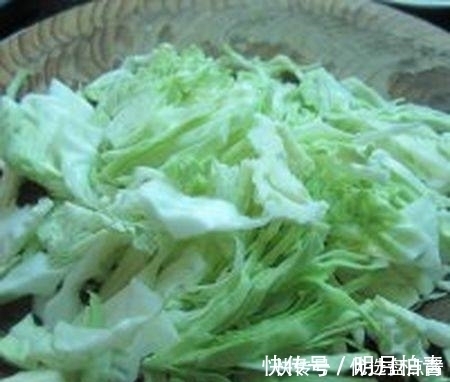 卷心菜|教你一道菜，有补血养血、降血脂、预防高血压、抗衰老、要常吃