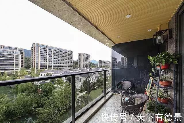 书房|现代简约风装修，浅色系搭配，光线明亮通透，一眼爱上这个家