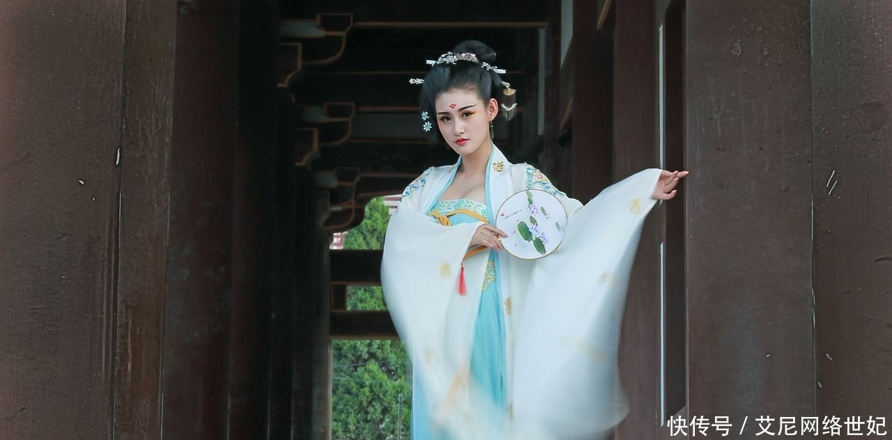 唐明皇|唐明皇曾送给杨贵妃一浴池,里面刻了一个字,显出他有多爱杨贵妃