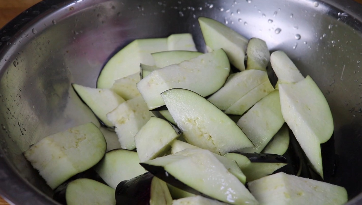 终于找到茄子最好吃的做法，我家一周做5次，比吃肉还解馋，香