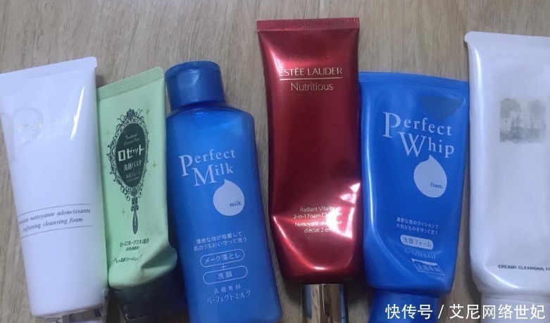 粉刺|皮肤科医生:这几种洗面奶含“剧毒”,你的皮肤不差谁差