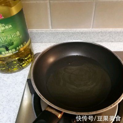 #白色情人节限定美味#原汁原味的豆芽拌生蚝