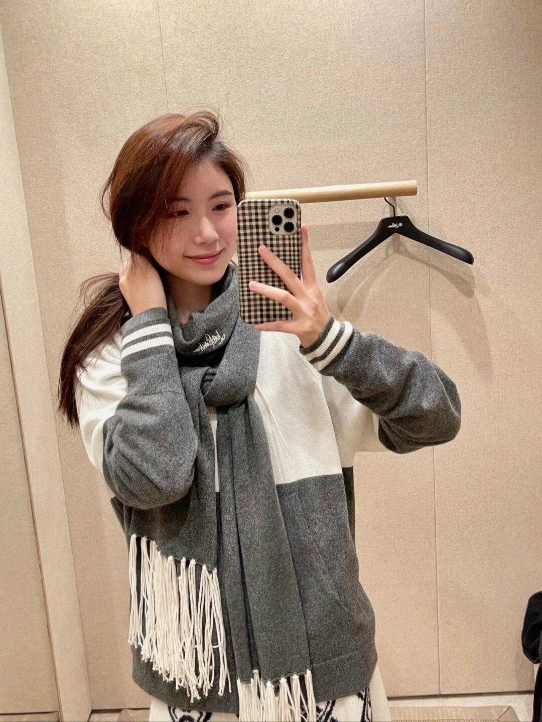 围巾|是时候对围巾下手了!不知道什么颜色不出错的,可以直接码住灰色