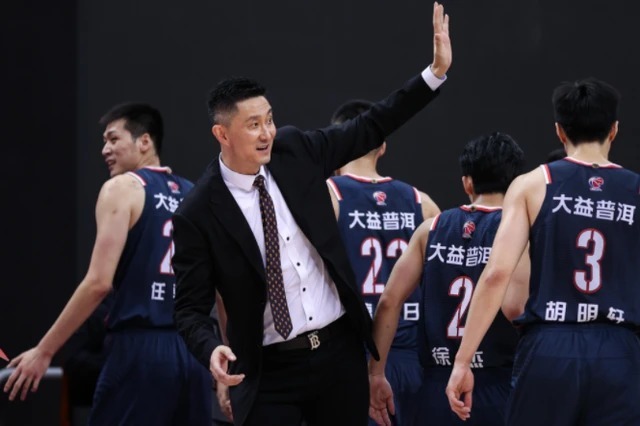 杜锋|正式官宣!中国男篮比赛被取消,广东宏远获利,改变CBA争冠走势