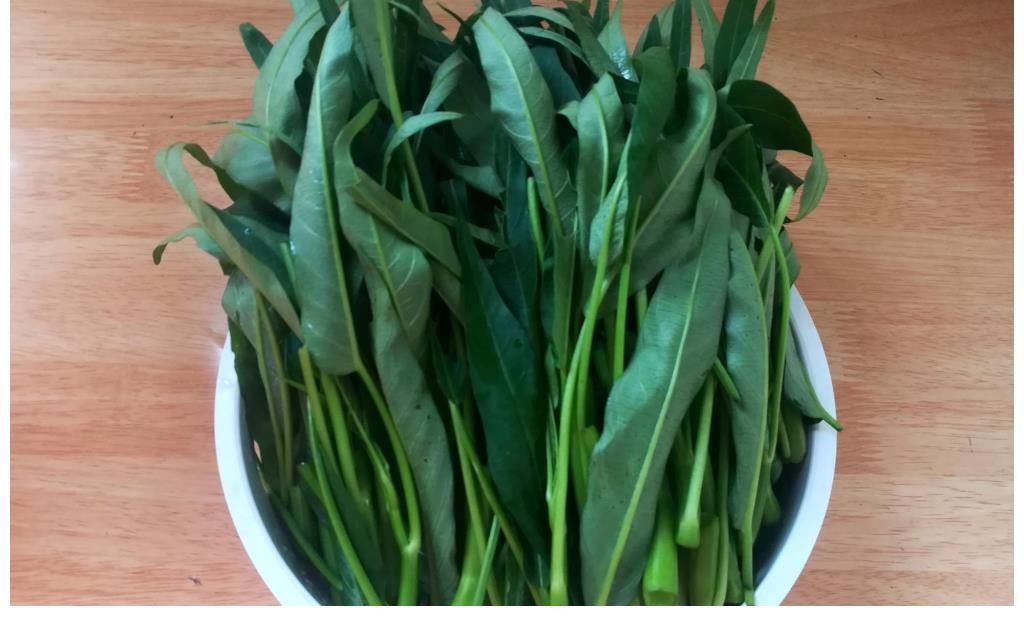 蒜蓉炒空心菜|炒空心菜别焯水，学会餐馆的做法，多加2物，爽脆入味不发黑