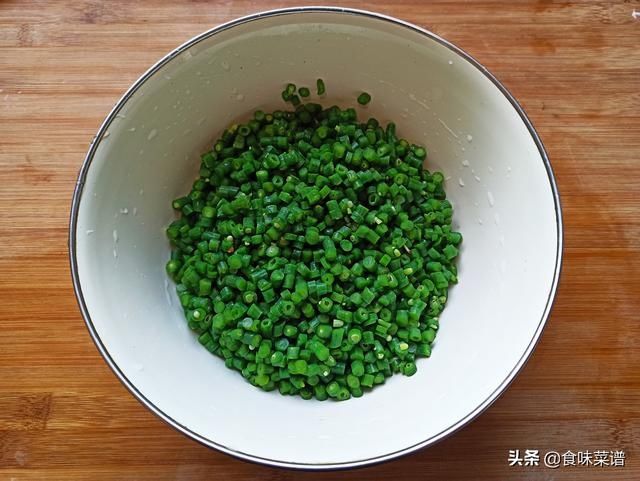 肉馅|饺子皮别浪费了，教你4种创新吃法，皮脆馅香，上桌孩子们抢着吃