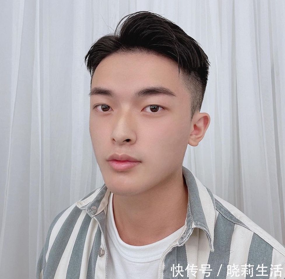 男生 男发不管怎么剪,还是“两边铲短”比较好看,这些发型帅气值得剪