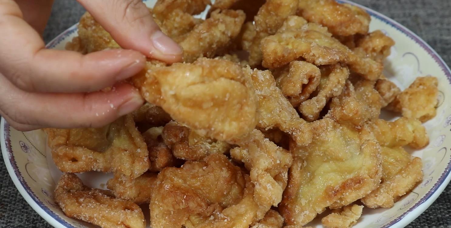土豆淀粉|鸡蛋自从学会这做法，我一家一周做5次，5个做一锅，上桌就光盘