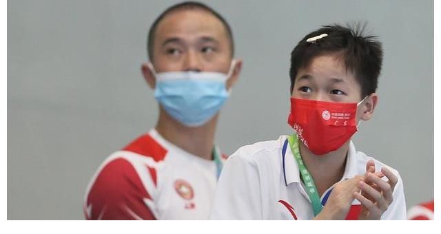 包场|全红婵包场游玩!玩遍长隆各大项目,同师妹玩水上乐园吓出表情包