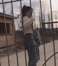 |搞笑GIF:看把人都喷成什么样子了,亲妈都认不出来了