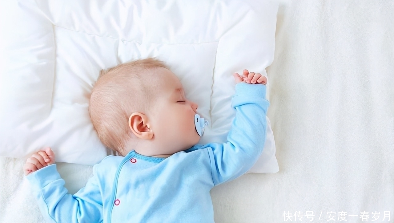 专家|孩子智力发育，看睡姿就知道？专家：这种睡姿宝宝最聪明