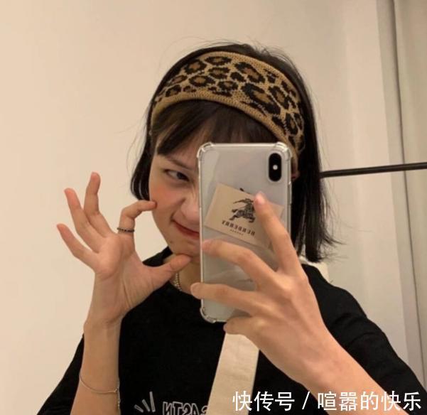 |「幽默笑话」本人单身狗一枚,周末在家玩游戏,有个电话打了进来