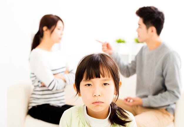 孩子|当孩子说凭什么要听你的,父母应该怎么做,孩子才会听你的?