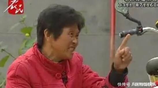 血迹|5岁女儿从幼儿园回来,裤子上沾有血迹,看到实情的妈妈气炸了