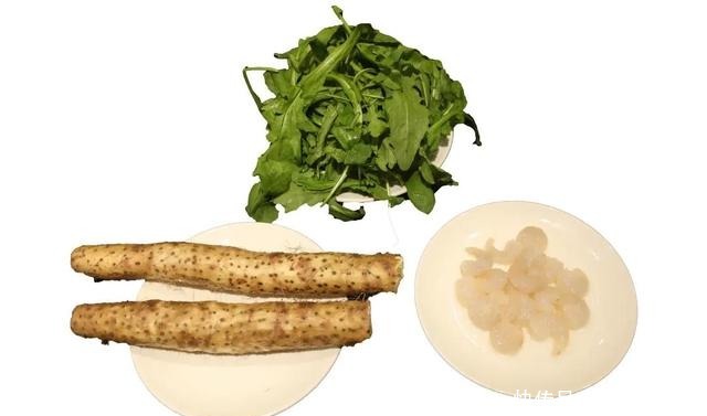 荠菜碧绿有诀窍,少了这一步,口感更清爽