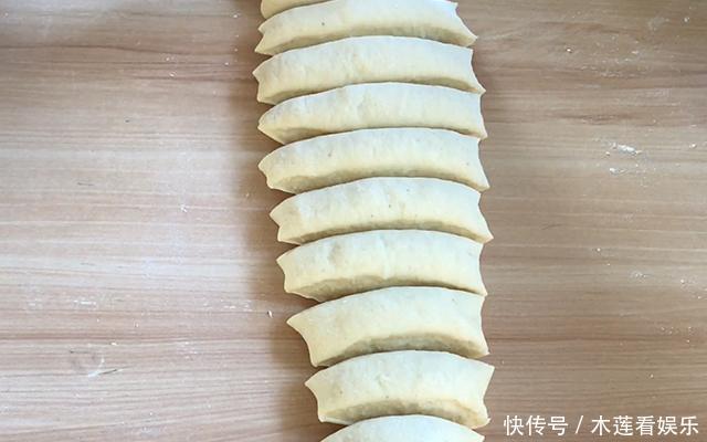 山药|山药的创新做法,加上2个土鸡蛋,松软蓬松,切片晒干可放半年