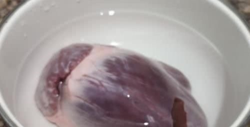 猪肉贩子从来不卖猪身上这块肉,他们都偷偷留着自己吃,很难买到