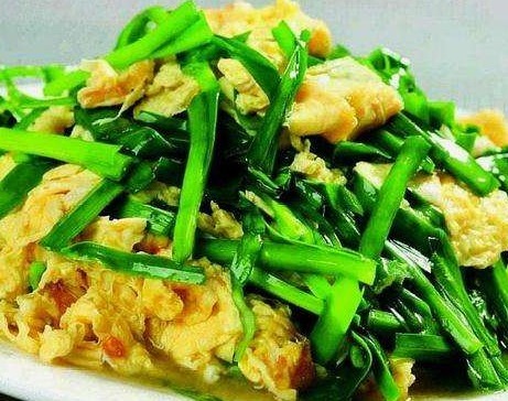 韭菜|想长寿全靠吃,3种食物离不开,促进代谢,预防便秘,好处多多