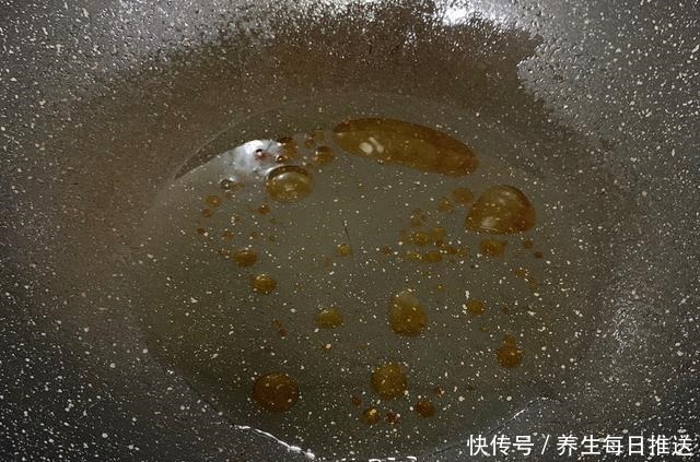 教给|红烧鸡爪怎么做好吃秘制配方教给你,香辣软糯入味,花钱买不到