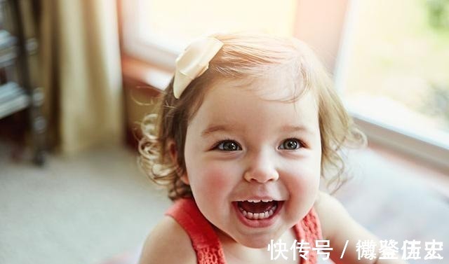 胎儿|孕期检查出胎儿“畸形”,是否应该生下来?专家:这些情况可以生