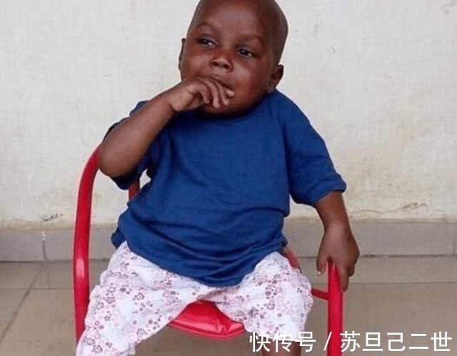 非洲|当年非洲的那个“讨水小男孩”,现在过得怎样?看完让人感动落泪