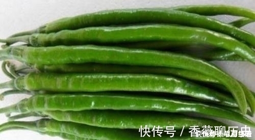 神仙辣椒|婆婆教我腌“神仙辣椒”,上桌比肉抢手,腌一盆都不够吃三天