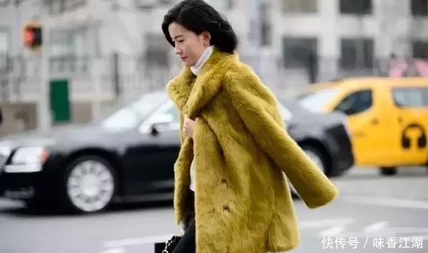 今年最火高领毛衣+大衣,才是秋冬绝配!