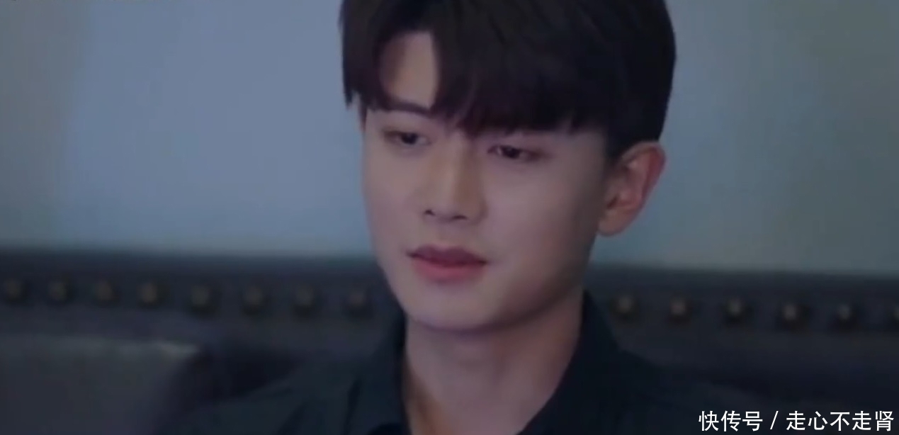 《乌鸦小姐与蜥蜴先生》顾川陪着姜小宁一起唱歌跑调,现场嗨起来