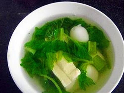 朱元璋|朱元璋饿晕在路边,大娘送上一碗热汤,他登基后是怎样报答大娘的