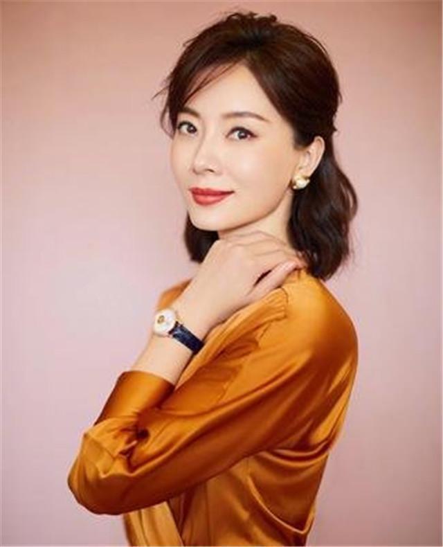 锁骨 公认最丑的4种女生“发型”，严重拉低颜值，你中了第几个