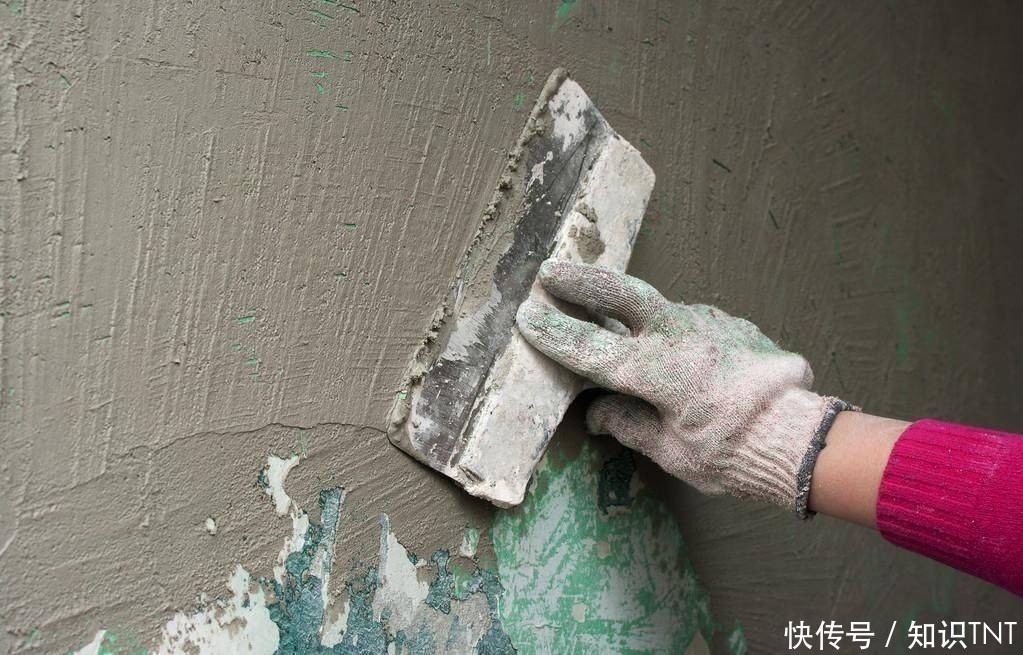 小吕|农村新房外墙贴瓷砖还是喷砂？喷砂有这5大优势，但仍需小心受骗