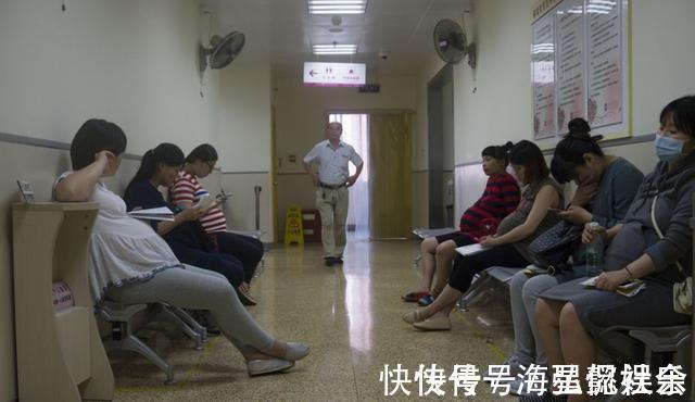 准妈妈|36年前移植“狒狒”心脏的女婴,虽手术很成功,结局却让人痛惜