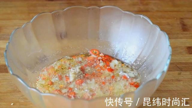 食用油|豆角最近火了,教你1个新吃法,不用炒,比吃肉还过瘾