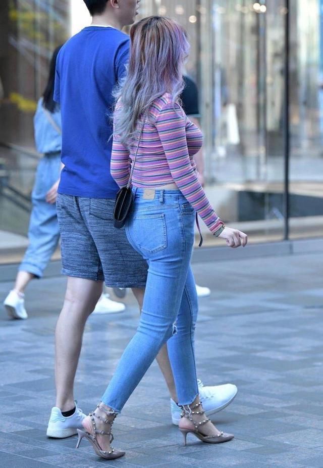 时尚 美丽的她个性足,彩虹般的魅力够时尚,真精致