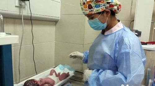 保温箱|宝宝出生斤数暗示智商高低?家长别迷信,真相是这样