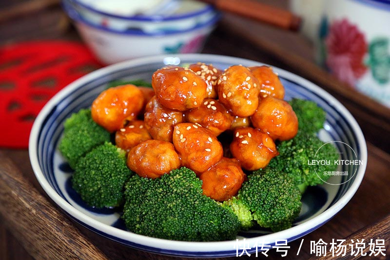 鹌鹑蛋|年夜饭，不仅要好吃，还要好看，6道菜，端上桌全家抢着拍照