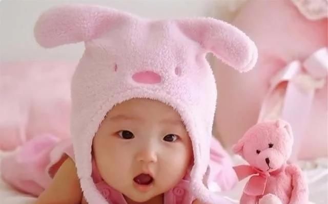 被子|宝宝睡觉四个特征,暗示将来智商很高,你家娃中一个就偷着乐吧