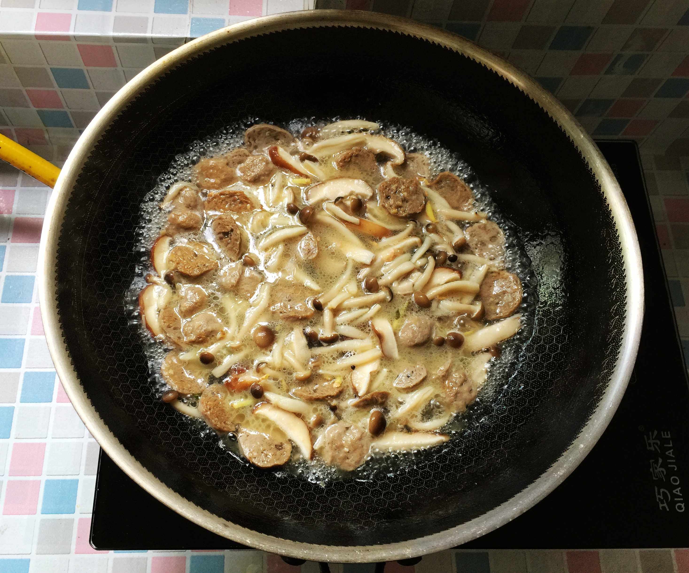  条腿|我家冬天常吃的菜，菜汤一锅10分钟上桌，鲜美营养，暖胃不怕冷