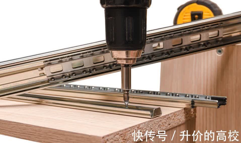 铝箔|定制橱柜动辄几万元,能把握住这5个猫腻,可以少花一半冤枉钱!