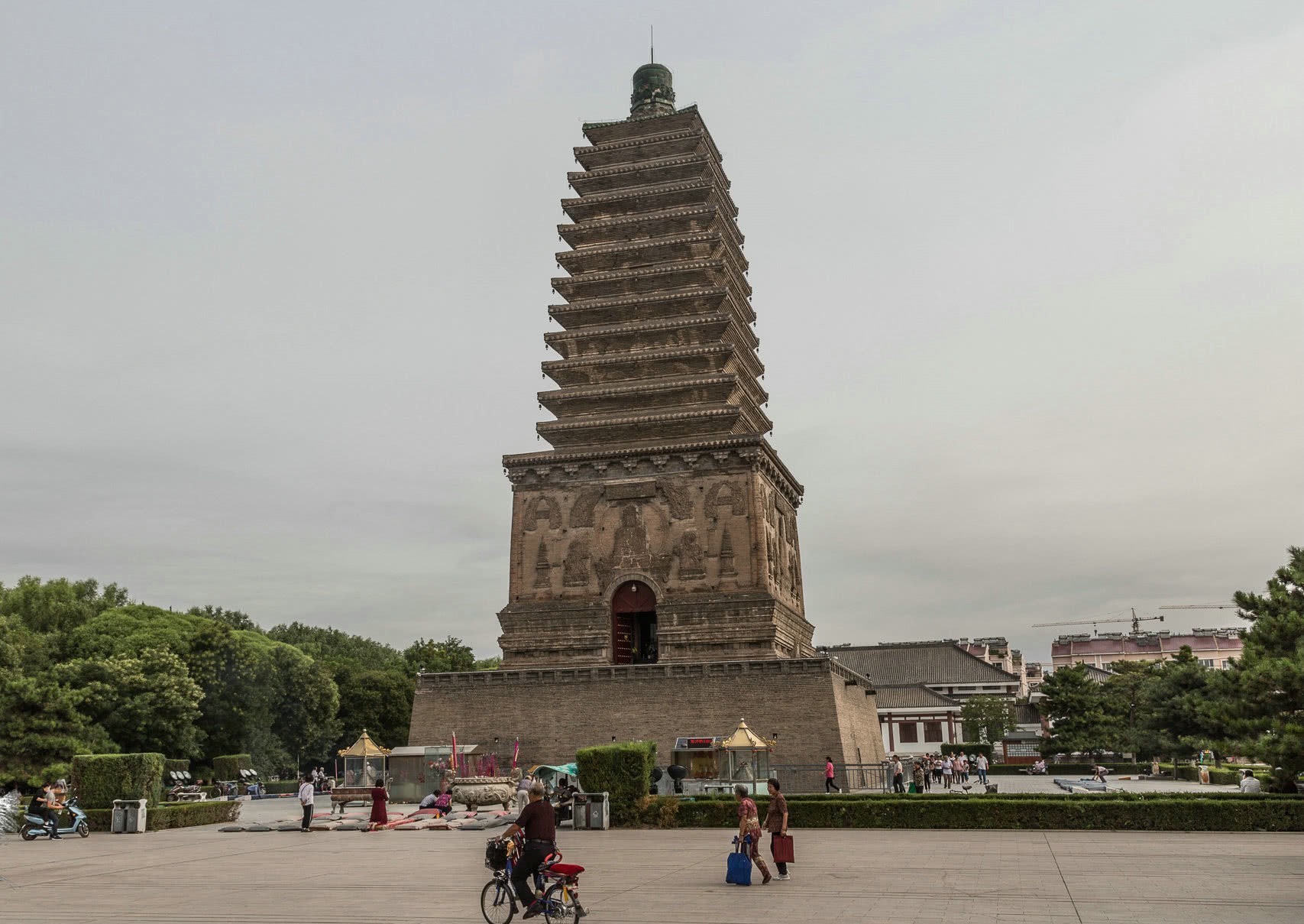 建造|北魏“武则天”式的冯太后，思念故国，建造五世同体的世界第一塔