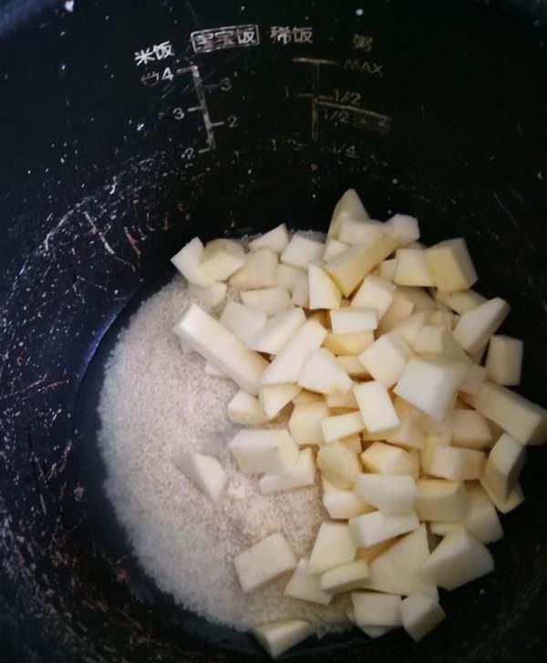 身体|枸杞用处多多,泡茶熬粥都不在话下,营养健康看得见,常食身体好