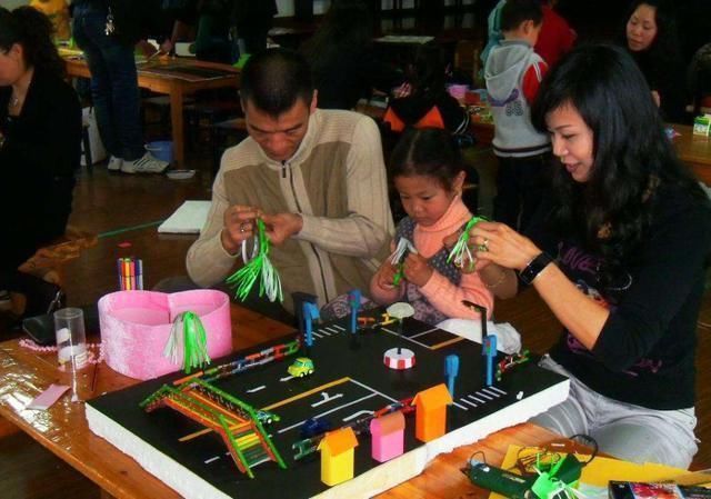 老师布置|“老师让我们带一万粒米”,宝妈数到半夜质问老师,却遭当场打脸