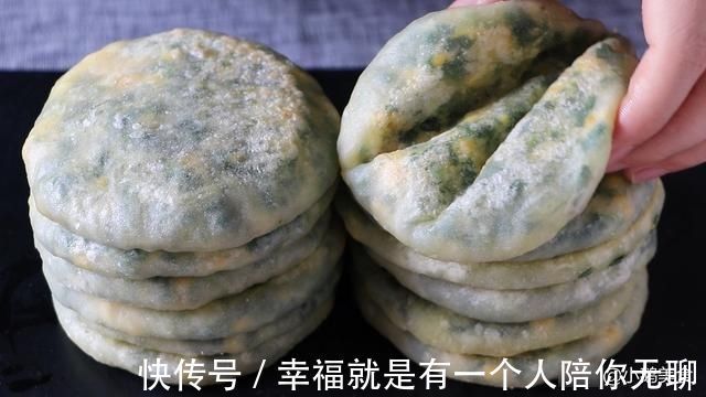 面团|爱吃韭菜盒子，这个方法就够了，不和面不擀皮，薄皮大馅太香了